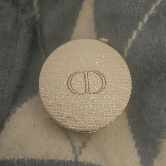 Dior Shimmering Cream Round Coin Holder - Picture 1 of 4